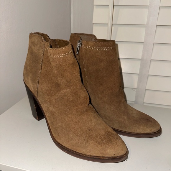 Dolce Vita suede boots - Picture 3 of 6